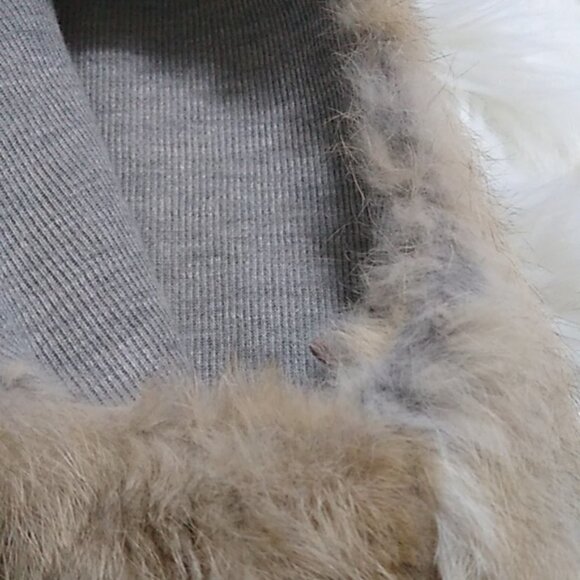 LaRok Luxe 100% Rabbit Fur Vest - Picture 15 of 16